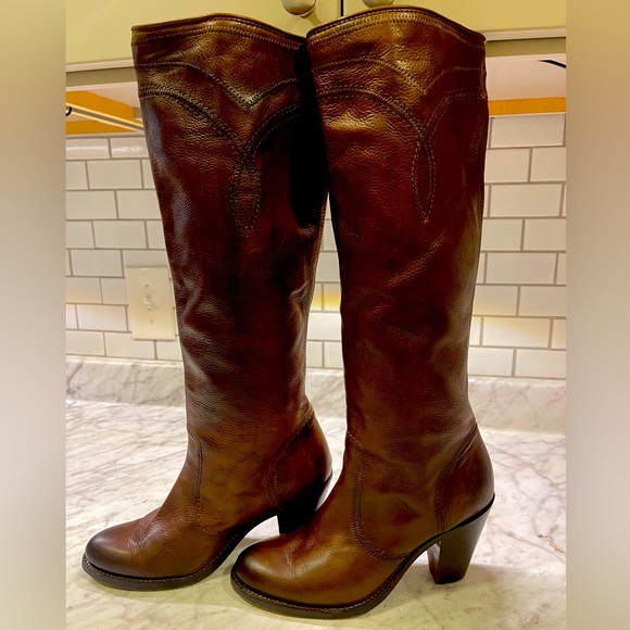 Frye Shoes - FRYE rich camel brown, knee boots, size 7, gently worn, 100% genuine leather